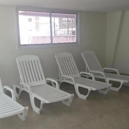 Ap Padrao Pe Na Areia Centro Top Mongaguá Dış mekan fotoğraf